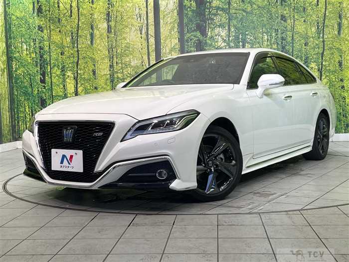 2020 Toyota Crown Hybrid