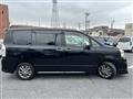 2013 Toyota Voxy