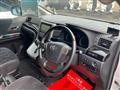 2011 Toyota Vellfire