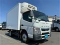 2017 Mitsubishi Canter