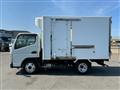 2017 Mitsubishi Canter