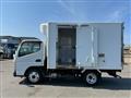 2017 Mitsubishi Canter