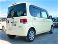 2011 Daihatsu Tanto