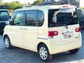 2011 Daihatsu Tanto