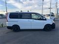 2008 Nissan Serena
