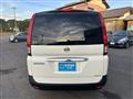 2008 Nissan Serena