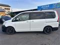 2008 Nissan Serena