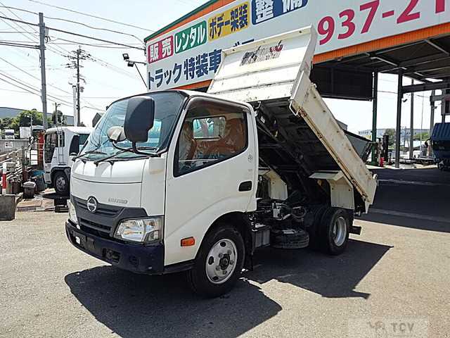 2017 Hino Dutro