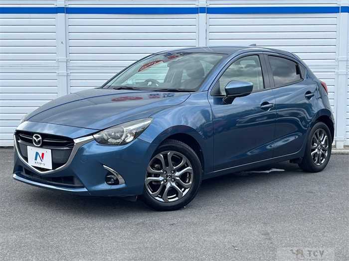 2017 Mazda Demio