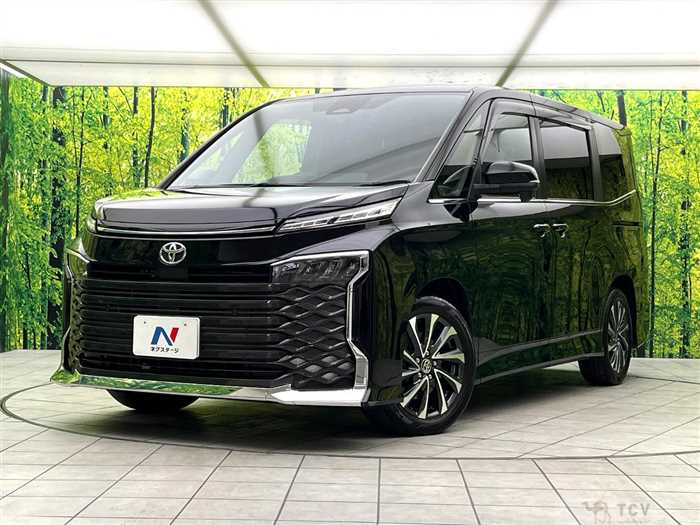 2023 Toyota Voxy