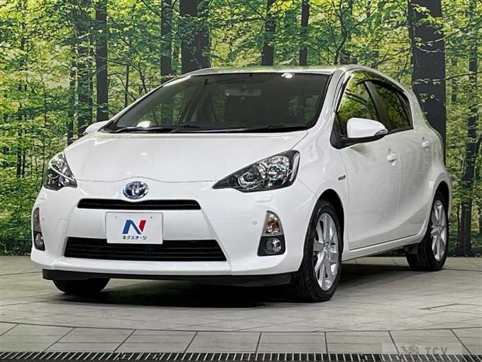2012 Toyota AQUA