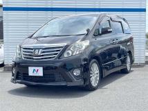 2013 Toyota Alphard