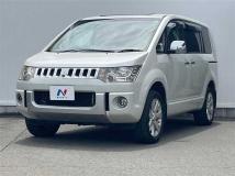 2011 Mitsubishi Delica D5
