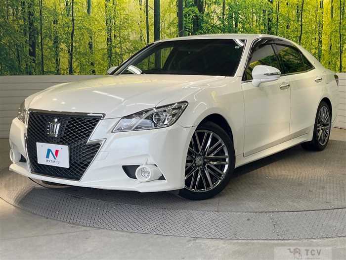 2014 Toyota Crown