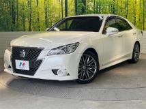 2014 Toyota Crown