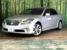 2010 Toyota Crown Hybrid