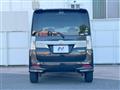 2017 Daihatsu Tanto
