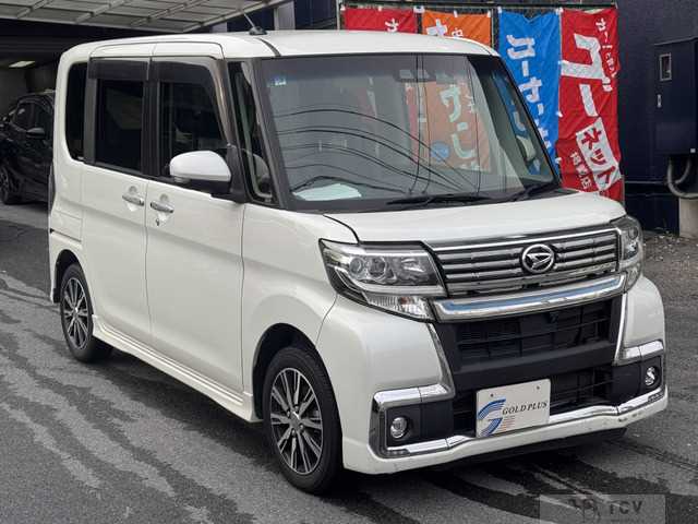 2019 Daihatsu Tanto Custom