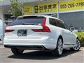 2017 Volvo V90