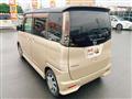 2010 Nissan ROOX