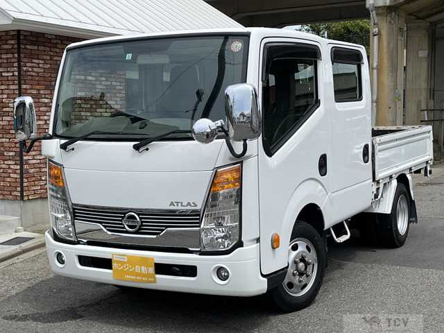 2015 Nissan Atlas