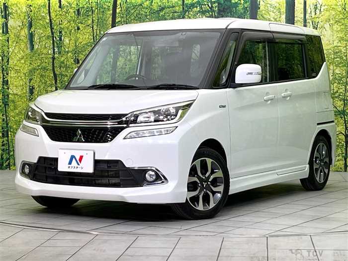 2017 Mitsubishi Delica D2