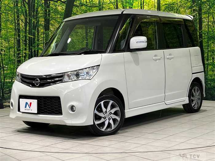 2011 Nissan ROOX