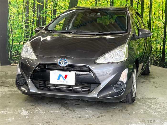 2016 Toyota AQUA