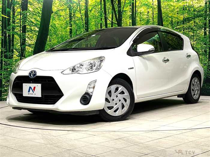 2016 Toyota AQUA