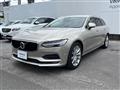 2017 Volvo V90