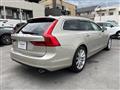 2017 Volvo V90