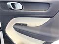 2022 Volvo XC40
