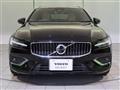 2025 Volvo V60