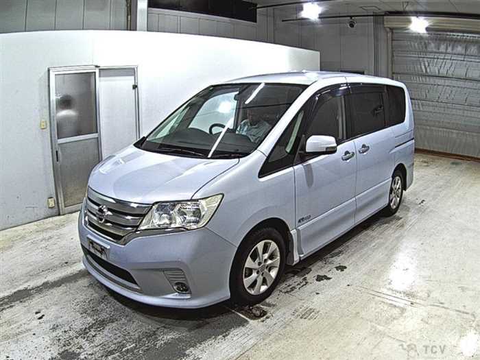 2013 Nissan Serena