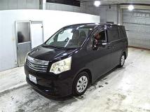 2010 Toyota Noah