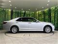 2017 Toyota Crown Hybrid