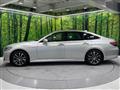 2018 Toyota Crown Hybrid