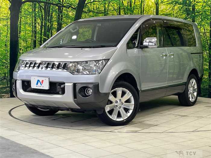 2015 Mitsubishi Delica D5