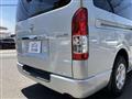 2005 Toyota Hiace Van