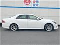 2011 Toyota Crown