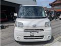 2011 Daihatsu Tanto