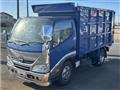 2013 Hino Dutro