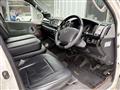2007 Toyota Hiace Commuter