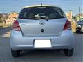 2005 Toyota Vitz
