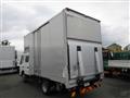 2016 Mitsubishi Canter
