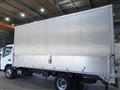2013 Mitsubishi Canter