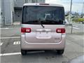 2011 Daihatsu Tanto