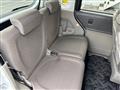 2009 Daihatsu Tanto