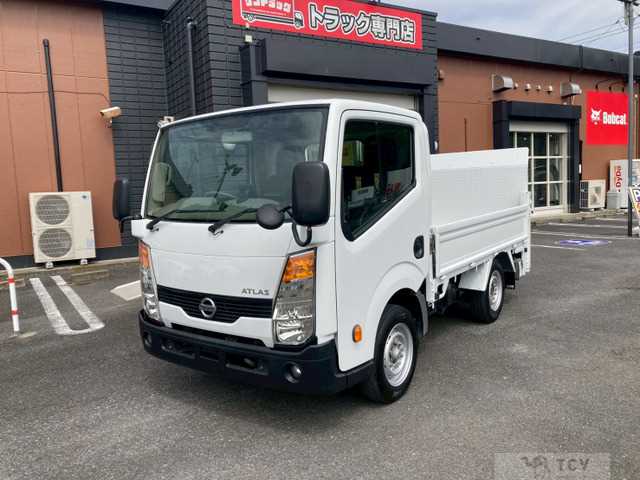 2013 Nissan Atlas