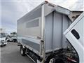 2018 Mitsubishi Canter